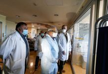 COVID-19 Ministros de Salud y de Defensa constatan en terreno el aumento de camas críticas del Hospital Militar camas críticas del Hospital Militar