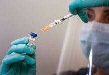 COVID-19: Mañana llegan las primeras dosis de la vacuna de Pfizer y BioNTech