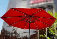 Sombrilla Solar con luces LED y cargador USB para smartphone