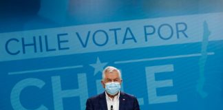 COVID-19: Se detectan 1.419 casos nuevos con una positividad del 2,59% Durante esta jornada se reportaron los resultados de más de 53 mil exámenes de PCR y test de antígenos. En tanto la ocupación de camas UCI llegó al 88% con 492 unidades disponibles. El ministro de Salud, Enrique Paris, reforzó el llamado al voto seguro y las recomendaciones sanitarias.