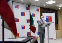 Minsal recibe US$ 1 millón para insumos médicos en el marco de la pandemia del Fondo de Cooperación Chile-México Minsal recibe US$ 1 millón para insumos médicos en el marco de la pandemia del Fondo de Cooperación Chile-México