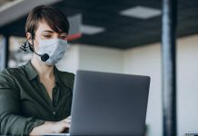 Carrera de fonoaudiología UC junto a la ACHS y SCOTIABANK Chile buscan profesionalizar call centers y prevenir patologías laborales de la voz