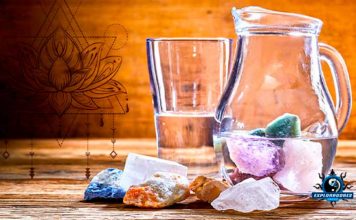 Cuarzos curativos en agua permiten balancear mente, espíritu y alma  Cuarzos curativos en agua permiten balancear mente, espíritu y alma