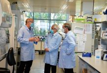 La Universidad de Oxford y Oracle Cloud System ayudan a los investigadores a identificar más rápidamente las variantes de COVID-19 La Universidad de Oxford y Oracle Cloud System ayudan a los investigadores a identificar más rápidamente las variantes de COVID-19