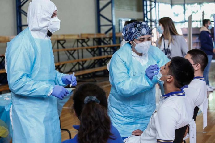 Búsqueda Activa de Casos COVID en colegios