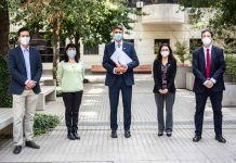 Ministro Couve por autorización de uso de CoronaVac a partir de los 3 años: “Es una buena noticia que cuenta con el respaldo del estudio clínico desarrollado en Chile” Ministro Couve por autorización de uso de CoronaVac a partir de los 3 años: “Es una buena noticia que cuenta con el respaldo del estudio clínico desarrollado en Chile”