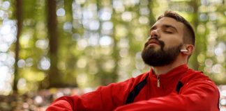 Neuróloga de Mayo Clinic ofrece cinco consejos para controlar las migrañas