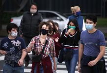 COVID-19: Se reportan 9.239 nuevos casos y 77.397 exámenes a nivel nacional en las últimas 24 horas con una positividad de 12,30% vacunación covid-19 / Influenza