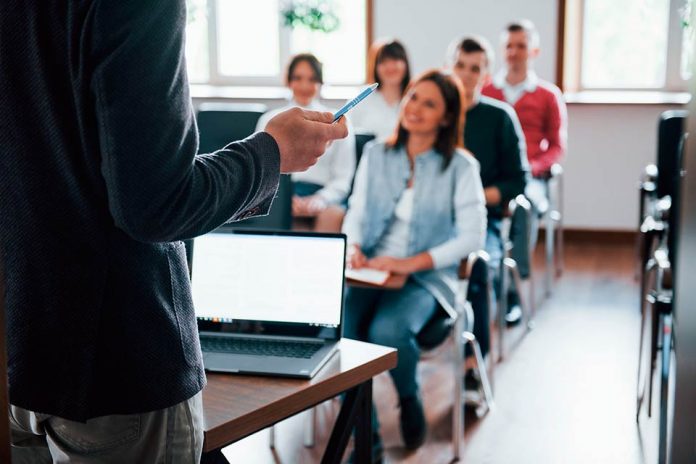 SALUD VOCAL DE PROFESORES