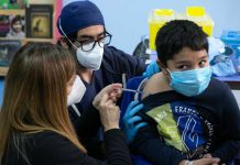 COVID-19: Se reportan 10.295 nuevos casos y 82.216 exámenes a nivel nacional en las últimas 24 horas con una positividad de 13,08% Vacunación Covid-19 MINSAL