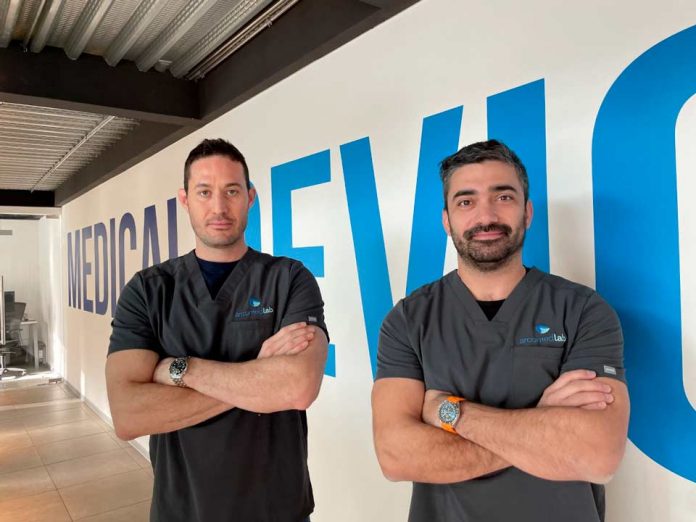 Implantes cráneo faciales hechos en Chile llegarán a Estados Unidos de la mano de la aceleradora GaneshaLab Implantes cráneo faciales hechos en Chile llegarán a Estados Unidos de la mano de la aceleradora GaneshaLab