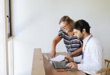 En su tercera versión Fondo de innovación social enfocado en adultos mayores define proyectos ganadores