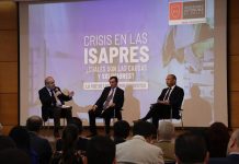Ex autoridades de salud debatieron en la U. Autónoma sobre el presente y futuro de las Isapres