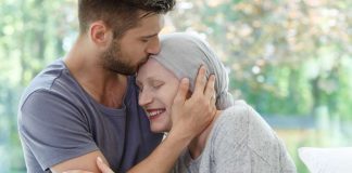 Corporación Yo Mujer y cáncer de mama en pareja "somos una pareja viviendo un cáncer de mama"