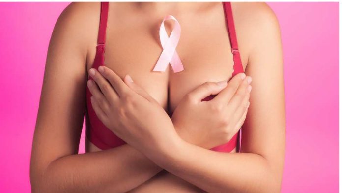 Cada 3 horas se diagnostica a una mujer con cáncer de mama en Chile
