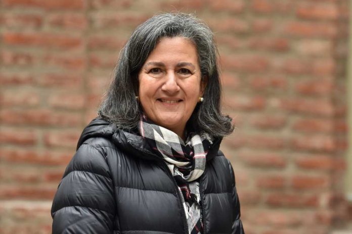 Centro Chileno formará a líderes para adopción de tecnologías como la “ia” en la salud de América Latina