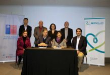 Convenio entre el Instituto de Seguridad Laboral y Clínicas RedSalud beneficiará a más de un millón de trabajadores Convenio entre el Instituto de Seguridad Laboral y Clínicas RedSalud beneficiará a más de un millón de trabajadores