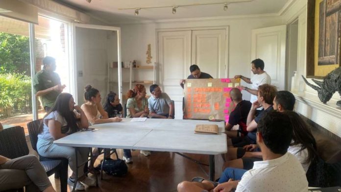 Inscripciones abiertas: programa de formación gratuito para fortalecer a líderes comunitarios 