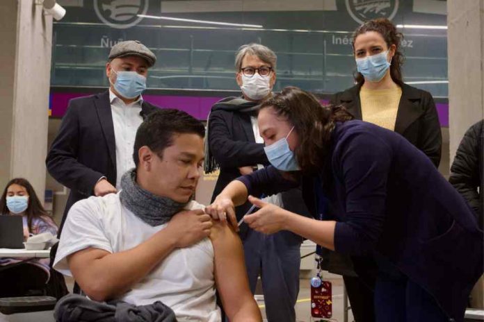 vacunación contra la Influenza y COVID-19