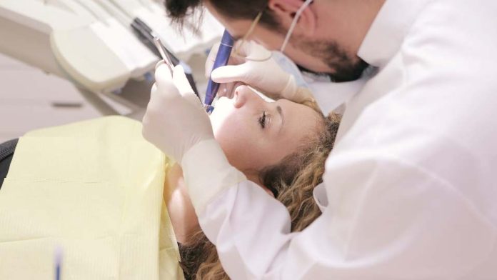 Dispositivos médicos de calidad para una atención dental segura y eficaz