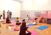 Con salas de masajes craneales, yoga, meditación y escape room, Pfizer lanza EsPAZio un lugar gratuito para ayudar a aliviar la migraña en Santiago