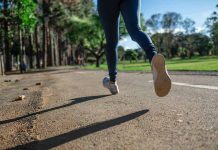 ¿Por qué hay que consultar con un doctor antes de empezar a hacer ejercicio? ¿Por qué hay que consultar con un doctor antes de empezar a hacer ejercicio?
