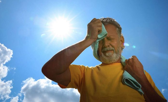 Ola de calor: ¿Cómo cuidar a las personas de la tercera edad?
