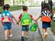 Inicio de la temporada escolar: Los riesgos de usar mochilas con ruedas y calzados “crecedores”