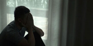 Especialista analiza las deudas que tiene Chile en salud mental Especialista analiza las deudas que tiene Chile en salud mental