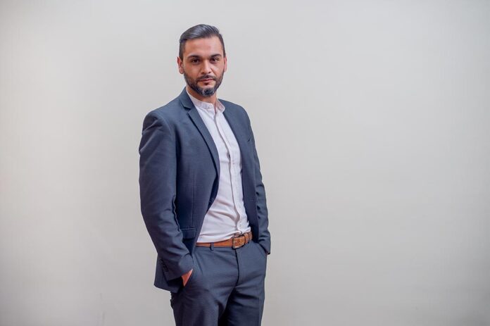 La importancia de una adecuada limpieza de oídos La importancia de una adecuada limpieza de oídos