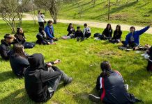 Más de 100 estudiantes participaron de talleres en la naturaleza para promover una buena salud mental