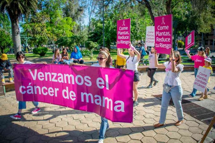 Los hábitos saludables disminuyen y hasta pueden prevenir el riesgo de cáncer de mama. Venzamos el cáncer de mama PCRM Los hábitos saludables disminuyen y hasta pueden prevenir el riesgo de cáncer de mama. Venzamos el cáncer de mama PCRM