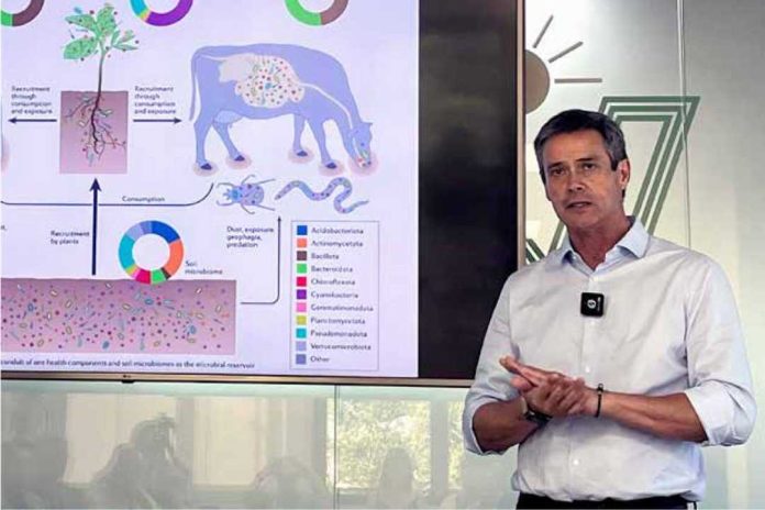 Carlos Meza: El Microbioma y los prebióticos, clave para un nuevo modelo agroalimentario