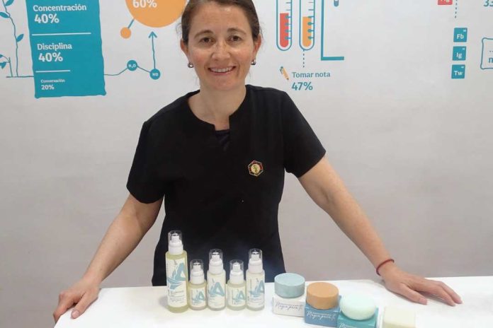 Pionera Clara Valenzuela crea la primera línea de skincare “waterless” de Chile