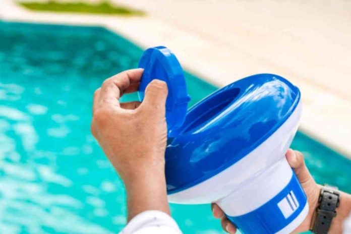 ¡Cuidado con el cloro en las piscinas! Médicos explican efectos nocivos que puede tener en la piel y las vías respiratorias