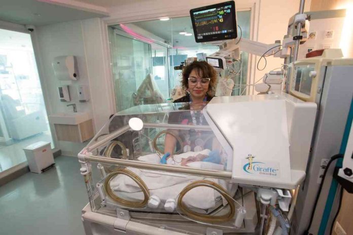 Clínica Santa María inaugura Unidad de Neonatología con amplias instalaciones y la mejor tecnología