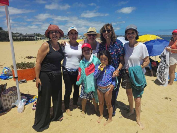 Inolvidable paseo a la playa: Niños y niñas con cáncer disfrutaron de un día de esparcimiento y alegría en Algarrobo