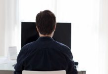 El mercado negro de las licencias médicas: Cómo internet facilita su compra y venta en Chile El mercado negro de las licencias médicas: Cómo internet facilita su compra y venta en Chile