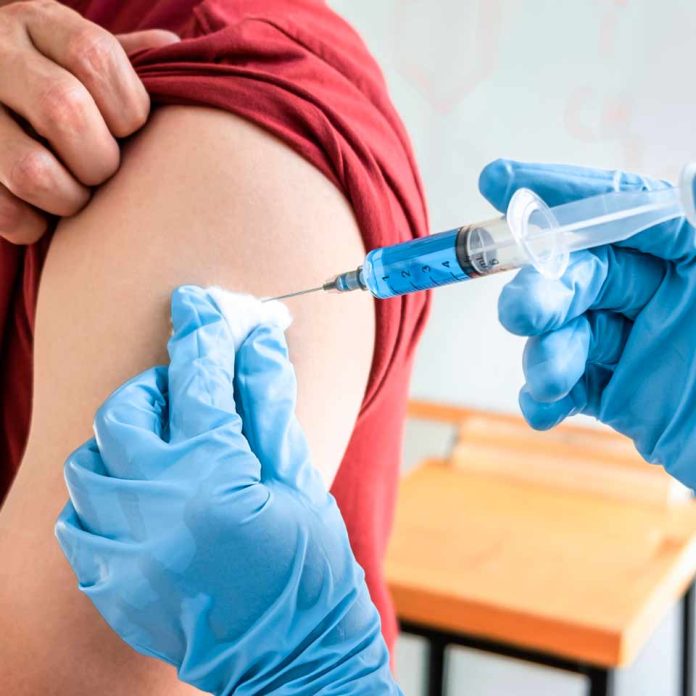 Campaña Influenza 2025: Experto derriba cinco mitos sobre la vacunación y explica por qué toda la población debe acceder a ella Campaña Influenza 2025: Experto derriba cinco mitos sobre la vacunación y explica por qué toda la población debe acceder a ella