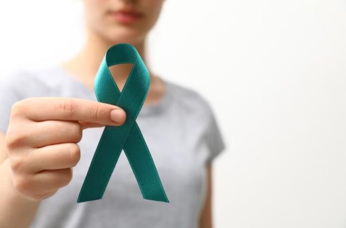 Cáncer de Cuello Uterino: una enfermedad prevenible que causa el deceso de 600 mujeres al año en Chile