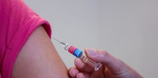 Circulación viral: expertos llaman a vacunarse contra la influenza y Covid-19