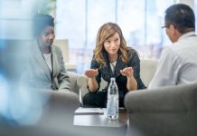 Mujeres en el poder: el camino hacia un liderazgo político equitativo