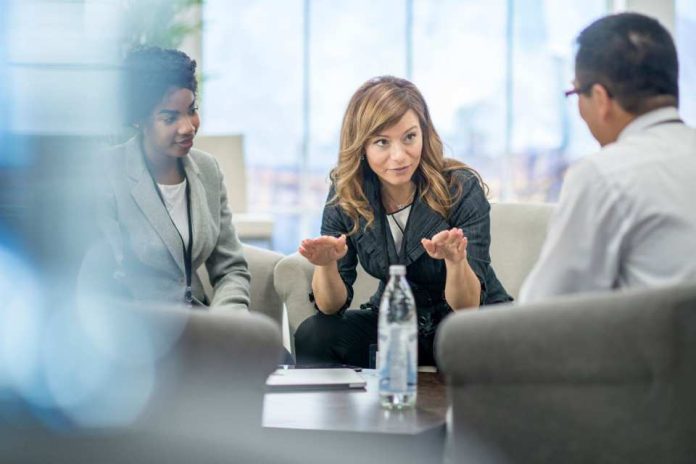 Mujeres en el poder: el camino hacia un liderazgo político equitativo