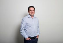 Psicólogo advierte cómo el cambio de horario afecta nuestra salud mental y qué hacer para minimizar su impacto Psicólogo advierte cómo el cambio de horario afecta nuestra salud mental y qué hacer para minimizar su impacto