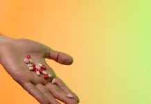 CONAC alerta sobre los riesgos de medicamentos sin respaldo clínico y destaca la importancia de la educación y la venta segura en oncología CONAC alerta sobre los riesgos de medicamentos sin respaldo clínico y destaca la importancia de la educación y la venta segura en oncología