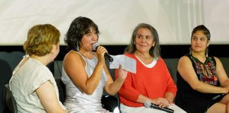 Estrenan documental nacional “Tejiendo Historias de Vida… y Sobrevida. Mujeres Unidas por el Cáncer de Mama” Estrenan documental nacional “Tejiendo Historias de Vida… y Sobrevida. Mujeres Unidas por el Cáncer de Mama”