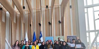 Seremi de salud realiza primera jornada de formación de líderes comunitarios en tenencia responsable de mascotas en Puerto Williams