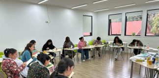 Taller de manejo del estrés mediante arteterapia busca mejorar el bienestar estudiantil