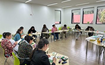 Taller de manejo del estrés mediante arteterapia busca mejorar el bienestar estudiantil Taller de manejo del estrés mediante arteterapia busca mejorar el bienestar estudiantil