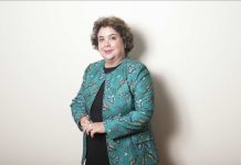 Desarrollo socioemocional docente y quehacer pedagógico Desarrollo socioemocional docente y quehacer pedagógico